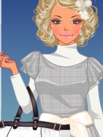 Minimalist and Dramatic Looks